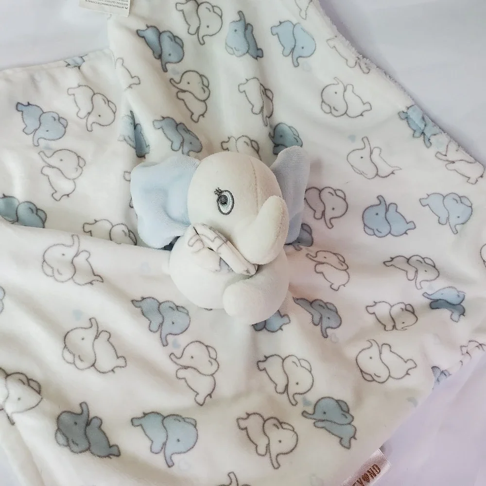 Blankets and Beyond Blue White Gray Elephant Baby Lovey‎ Security Blanket